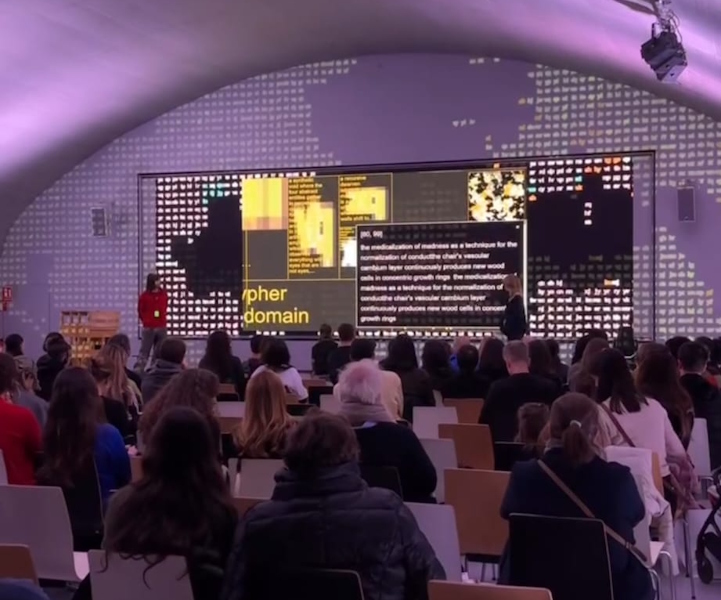 write alt text later